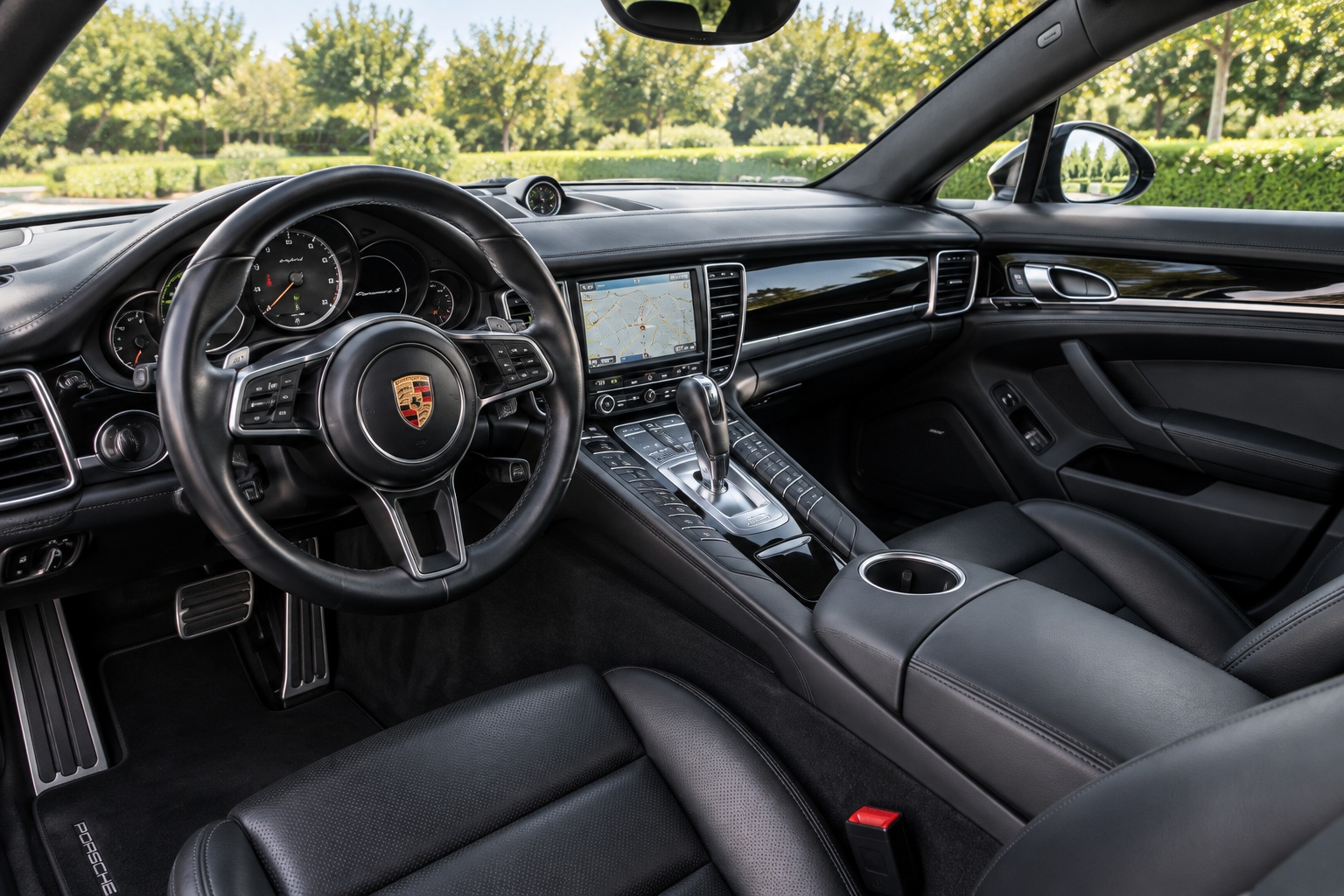 PORSCHE PANAMERA S E-HYBRID foto 4